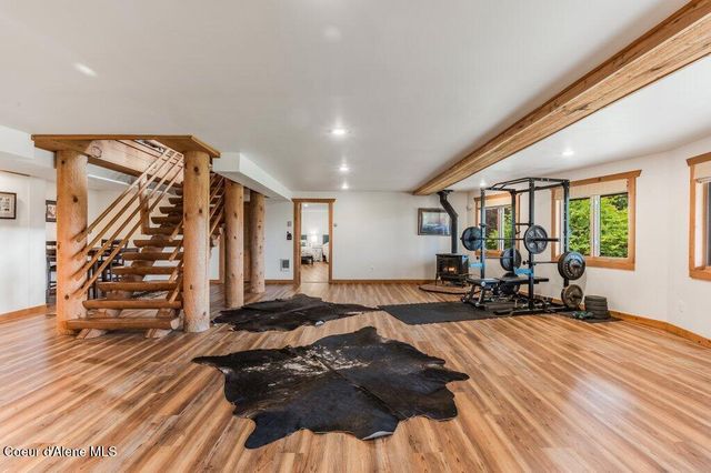 3018 S Signal Point RD, Post Falls, ID 83854