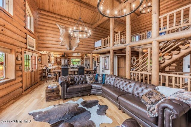 3018 S Signal Point RD, Post Falls, ID 83854