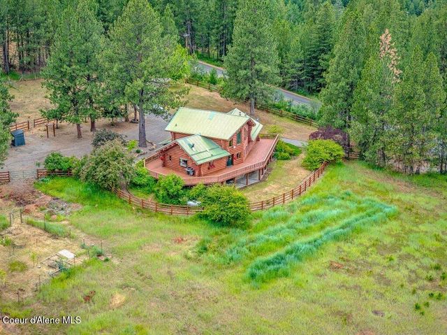 3018 S Signal Point RD, Post Falls, ID 83854