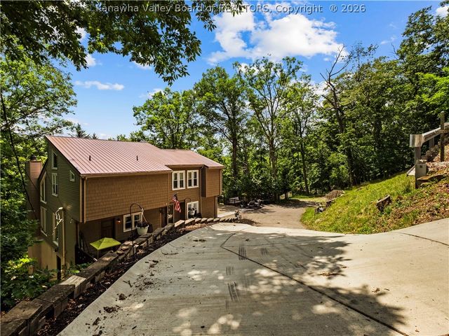 791 Suncrest Road, Charleston, WV 25303