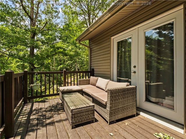 791 Suncrest Road, Charleston, WV 25303