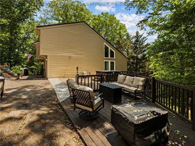 791 Suncrest Road, Charleston, WV 25303