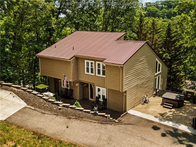 791 Suncrest Road, Charleston, WV 25303