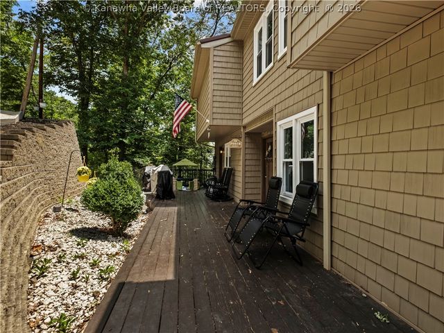791 Suncrest Road, Charleston, WV 25303