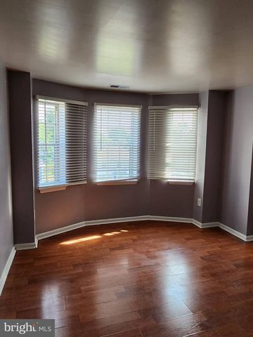 3308 N HILTON ST #302, Baltimore, MD 21216