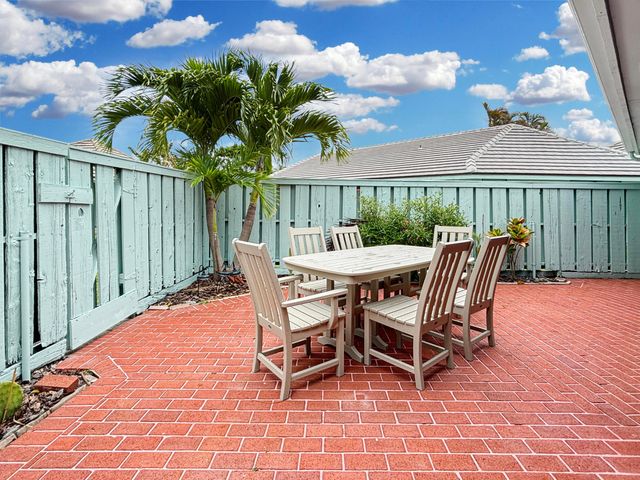 1127 E Seminole Avenue 8a, Jupiter, FL 33477