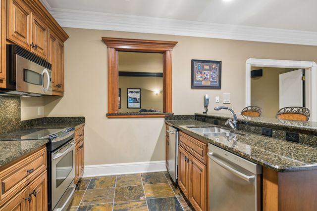 5213 Colfax Ct, Brentwood, TN 37027