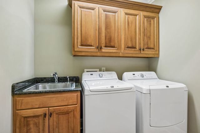 5213 Colfax Ct, Brentwood, TN 37027