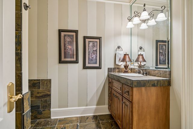 5213 Colfax Ct, Brentwood, TN 37027