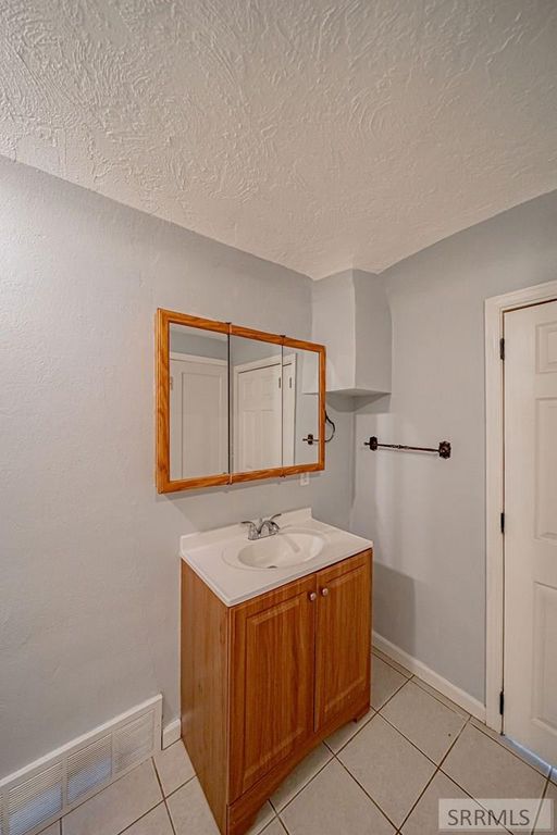 Image 27 of property listing at 3679 N 5000 E, Sugar City, ID 83448
