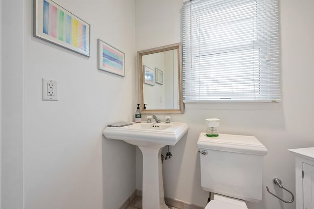 15 KENWOOD DR, Woodcliff Lake, NJ 07677