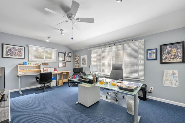 15 KENWOOD DR, Woodcliff Lake, NJ 07677