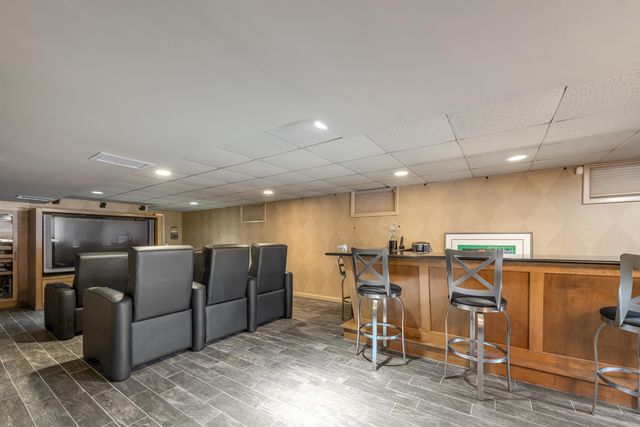 15 KENWOOD DR, Woodcliff Lake, NJ 07677