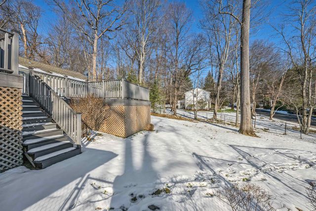 15 KENWOOD DR, Woodcliff Lake, NJ 07677