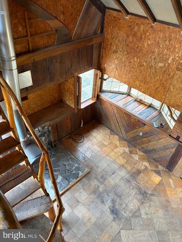 986 RUSHING RIVER RD, Augusta, WV 26704