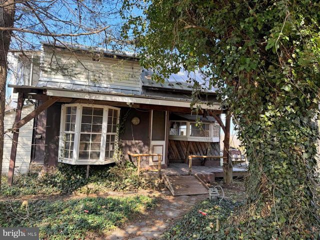 986 RUSHING RIVER RD, Augusta, WV 26704