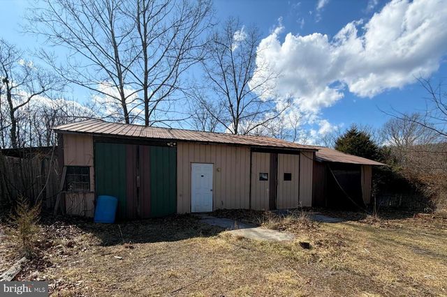 986 RUSHING RIVER RD, Augusta, WV 26704