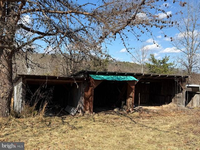 986 RUSHING RIVER RD, Augusta, WV 26704