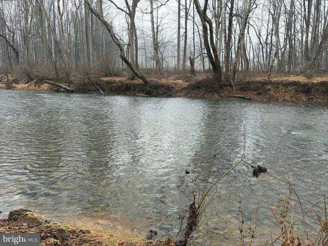 986 RUSHING RIVER RD, Augusta, WV 26704