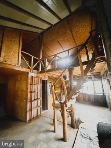 986 RUSHING RIVER RD, Augusta, WV 26704