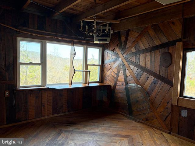 986 RUSHING RIVER RD, Augusta, WV 26704