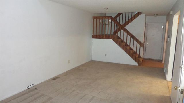 6631 Bobtail Drive, Colorado Springs, CO 80911
