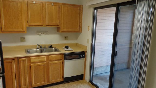 6631 Bobtail Drive, Colorado Springs, CO 80911