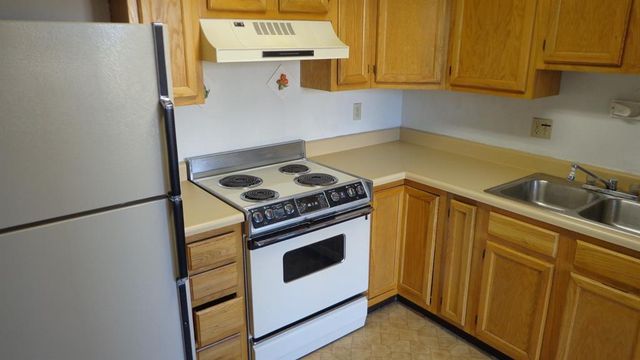 6631 Bobtail Drive, Colorado Springs, CO 80911