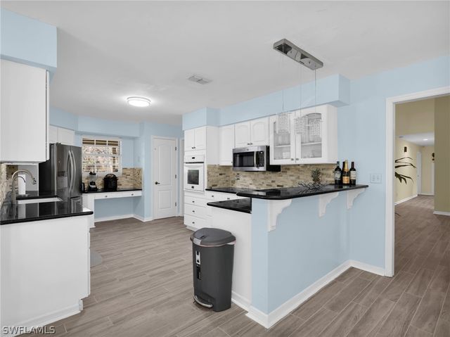 1712 Frontier CIR, Labelle, FL 33935