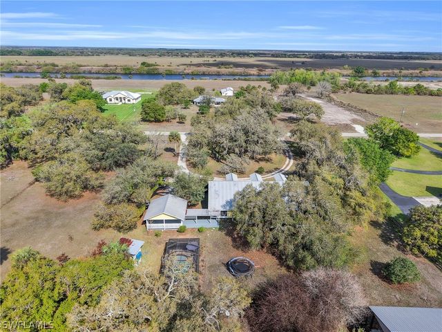 1712 Frontier CIR, Labelle, FL 33935