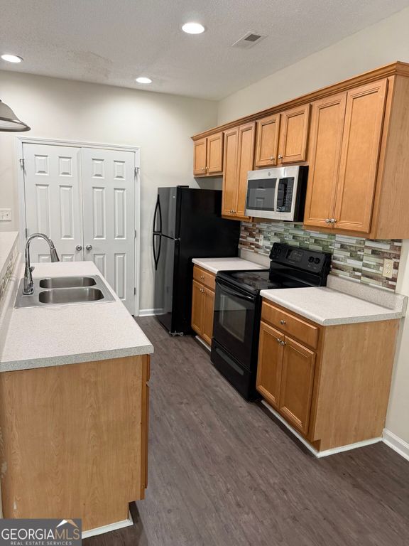 547 Maggie Lane, Jonesboro, GA 30238 — photo 4