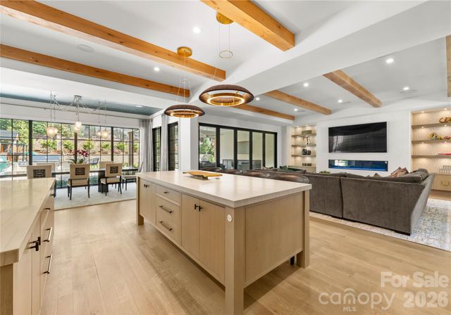 2610 Sedley Road, Charlotte, NC 28211