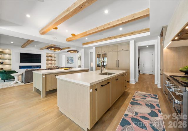 2610 Sedley Road, Charlotte, NC 28211