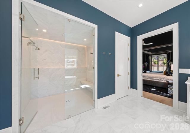 2610 Sedley Road, Charlotte, NC 28211