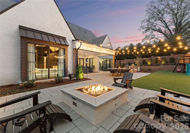 2610 Sedley Road, Charlotte, NC 28211