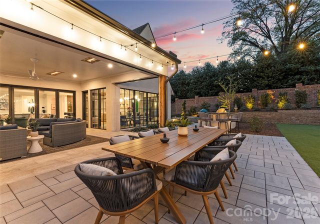 2610 Sedley Road, Charlotte, NC 28211