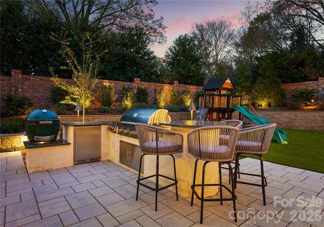 2610 Sedley Road, Charlotte, NC 28211