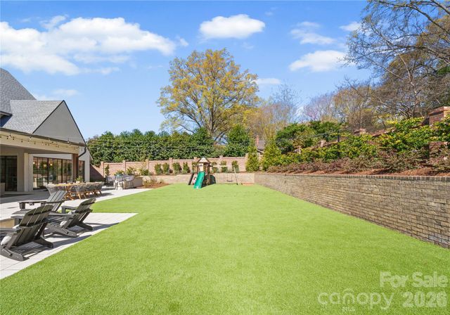 2610 Sedley Road, Charlotte, NC 28211