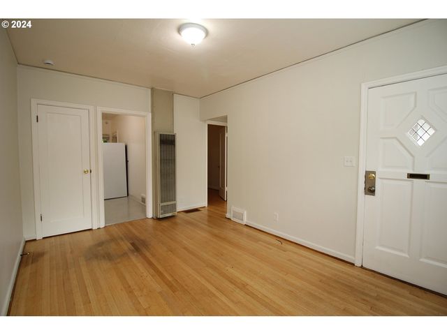 1805 Ne 8TH Ave, Portland, OR 97212