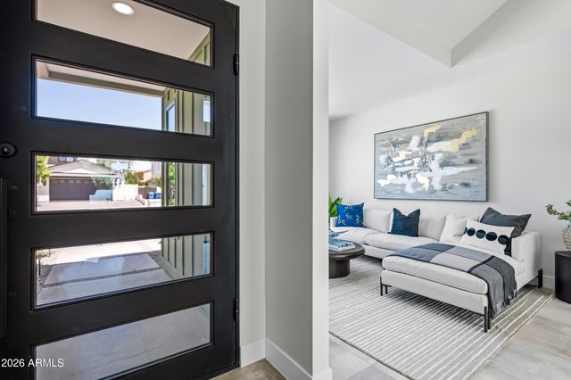 4008 N 34TH Street, Phoenix, AZ 85018