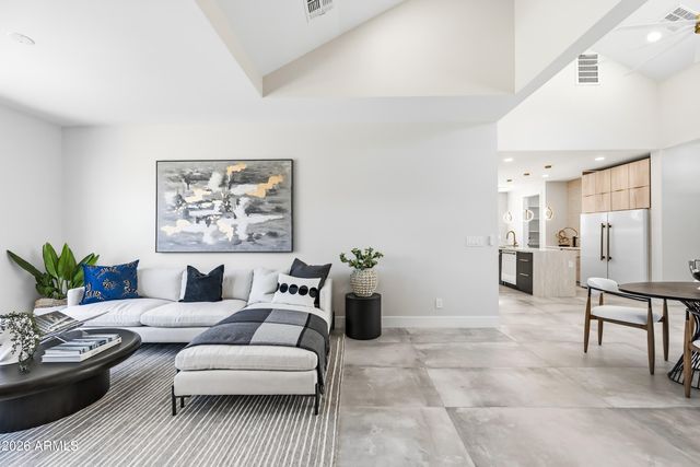 4008 N 34TH Street, Phoenix, AZ 85018