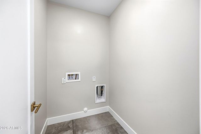 4008 N 34TH Street, Phoenix, AZ 85018