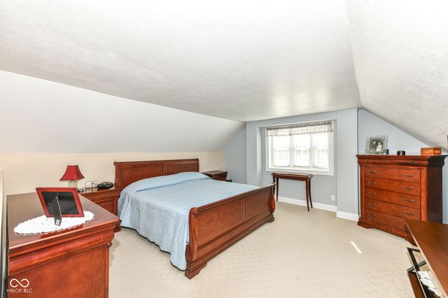 7641 S 500 W, Trafalgar, IN 46181