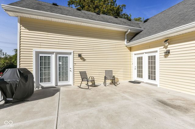 7641 S 500 W, Trafalgar, IN 46181