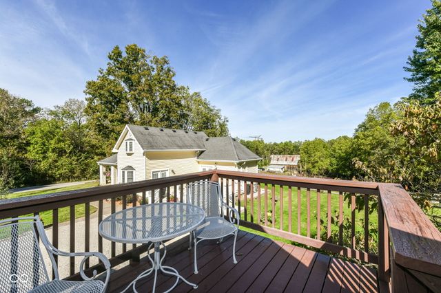 7641 S 500 W, Trafalgar, IN 46181