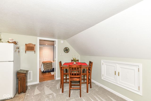 7641 S 500 W, Trafalgar, IN 46181