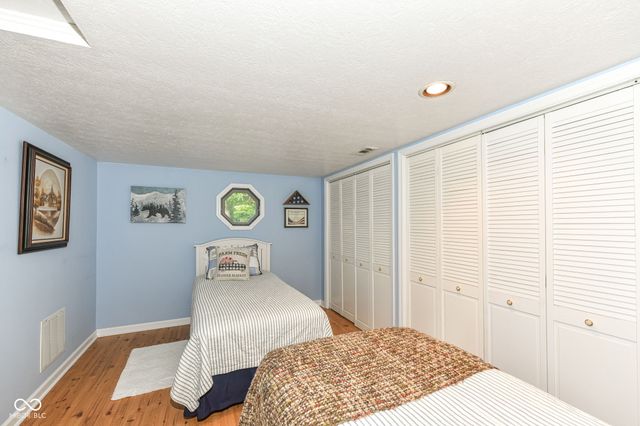 7641 S 500 W, Trafalgar, IN 46181