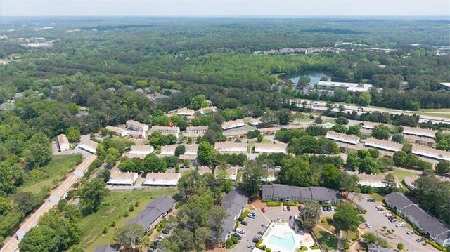 238 Chads Ford Way, Roswell, GA 30076