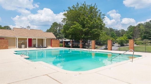 238 Chads Ford Way, Roswell, GA 30076