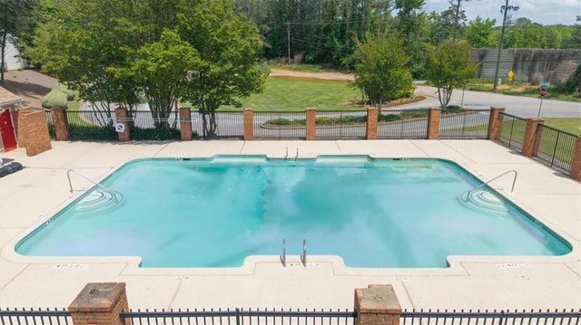 238 Chads Ford Way, Roswell, GA 30076